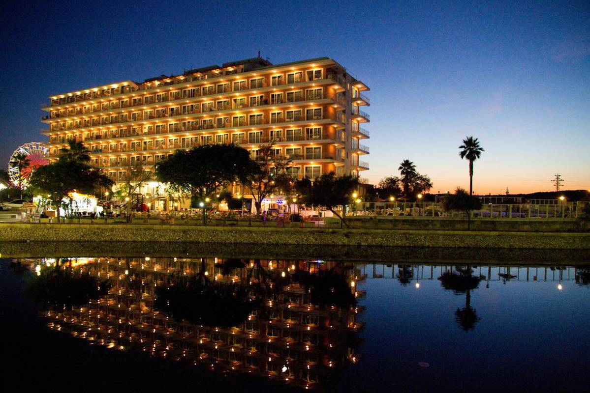 Bienvenido a Apartamentos Playa Moreia Sa Coma Bienvenido a Apartamentos Playa Moreia Sa Coma